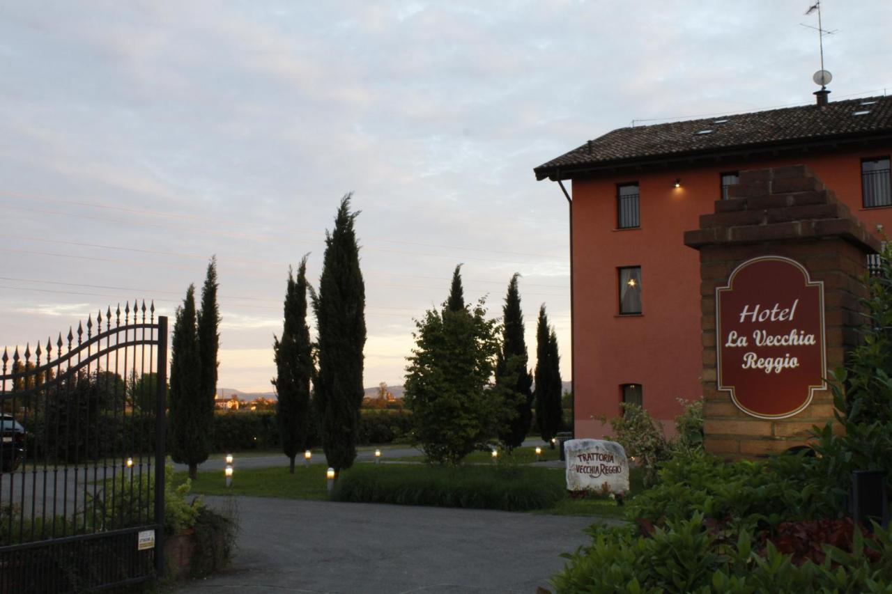 Hotel La Vecchia Reggio Reggio Emilia Exterior photo